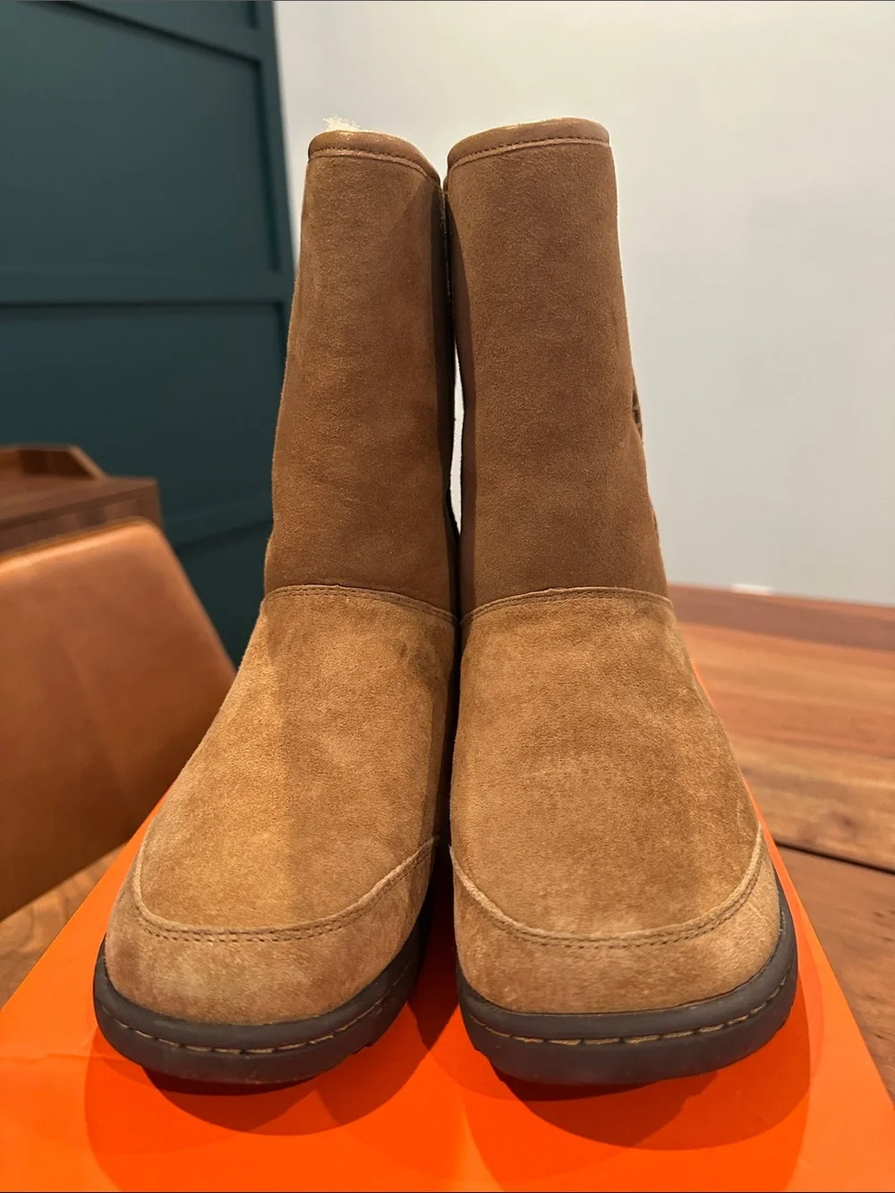 UGG classic heel